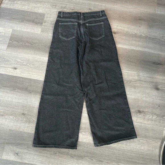 2/24$ NWT Kids Super Baggy Loose Wide Leg Jeans size 18 - Picture 2 of 5